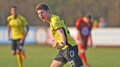 Bild: ref
Lukas Dotzler überzeugte damals im Trikot des FC Amberg und avancierte in der vergangenen Saison zum Top-Torjäger der Bayernliga Süd.