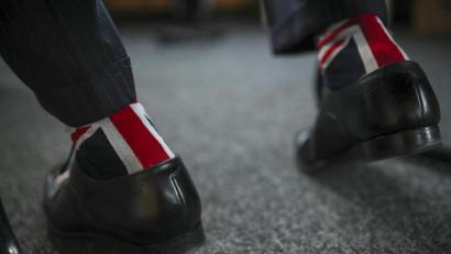 Bild: Francisco Seco/dpa
Selbst mit seinen Union-Jack-Socken setzt Nigel Farage, Chef der Brexit-Partei, ein politisches Zeichen. Die Ansichten des vehementen EU-Gegners und Rechtspopulisten teilt der Oberpfälzer Harald Herrle, der seit einem Jahr im Vereinigten Königreich lebt, überhaupt nicht.