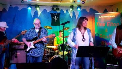 Bild: Kunz
"Tina Elton & Soulful-Blues-Band" rocken die "Live Stage".