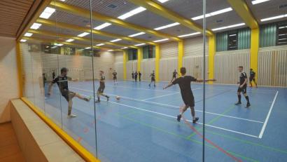 Bild: ref
Auftakt 2020: In der Halle des Conrad Sportvereins in Hirschau legten die Fußballer der DJK Gebenbach am Dienstag Abend los.