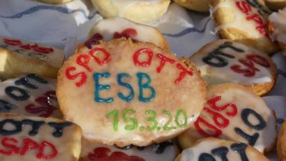 Bild: rn
Zum Fressen gern dürfen die Gesprächspartner ihren Bürgermeisterkandidaten haben.
