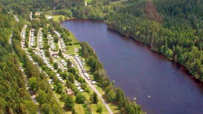 Archivbild: nm
Der Gaisweiher ist ein Idyll. Ganz anders die zugehörige Gastronomie, von der Camper und Badegäste seit zwei Jahren aber nichts haben.