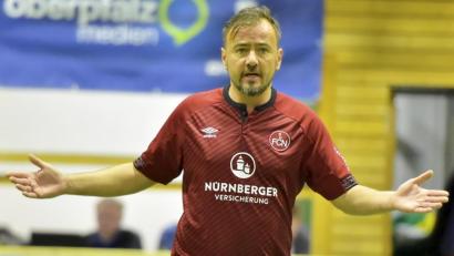 Bild: Ziegler
Der Ex-Bundesligaspieler und Gründer der Nürnberger Traditionsmannschaft, Thomas Ziemer, ist beständiger Gast der Hallenmasters.