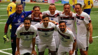 Bild: mr
Das siegreiche Team, die Allstars vom 1. FC Nürnberg, mit seinem Kapitän Thomas Ziemer (hinten Zweiter von rechts).