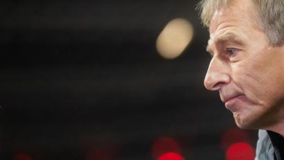 Bild: Rolf Vennenbernd
Jürgen Klinsmann verabschiedete sich lapidar mit einem Facebook-Eintrag von seinem Traineramt bei Hertha BSC.