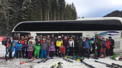 Bild: rs
Einen schönen Skitag verbringen 46 Jugendliche aus dem gesamten Landkreis auf dem Keilberg in Tschechien.