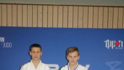 Bild: ref
Eduard Bulinger (links) und Luis Pirzer von der DJK Ensdorf.