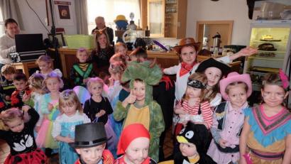 Bild: fpoz
Faschingstreiben im Sportheim des SV Poppenreuth.