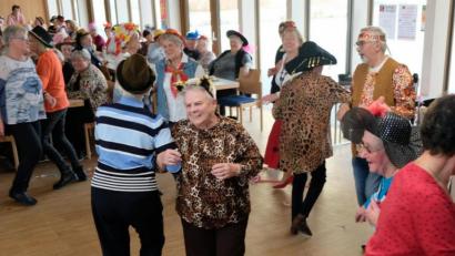 Bild: mab
Ausgelassene Freude und Tanzspaß bestimmten den Kappenabend der Senioren.
