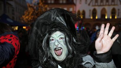 Bild: Wolfgang Steinbacher
Hexen wie diese freuen sich schon auf eine wilde Partynacht.