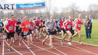 Bild: sbü
Der Startschuss für den Frühjahrslauf des TB Weiden fällt auch heuer wieder auf der Sportanlage des Keplergymnasiums.
