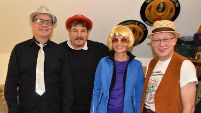 Bild: no
Siegerehrung beim Faschingsschießen (von links): Bertram Menzel, Georg Maiß, Heidi Loos und Schützenmeister Werner Gleißner.