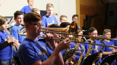 Bild: Schönberger, Ferdinand [fsb]
Immer wieder werden viel beklatschte Solo-Auftritte eingestreut.