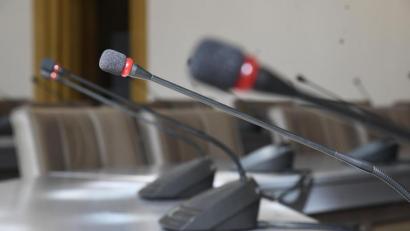Bild: Petra Hartl
Oberpfalz-Medien laden zur Podiumsdiskussion mit allen Weidener OB-Kandidaten ein. Am Montag, 2. März, um "Fünf vor Sieben" heißt es "Feuer frei".