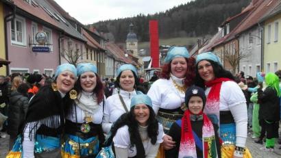 Archivbild: hl
Als Zigeunerinnen war das WCV-Frauenballett im vergangen Jahr unterwegs. Die Besucher am Sonntag dürfen gespannt sein, als was sich die Damen diesmal verkleiden.