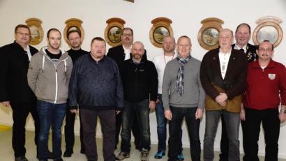 Bild: bkr
Die Vereinsmeister 2020: (von links) Manfred Fischer, Bastian Veigl, Reiner Reichenberger, Johann Wolf, Thorsten Höcht, Georg Schinner, René Schindler, Harry Prell, Peter Hößl, Roland Schäffler und Jürgen Heinz.