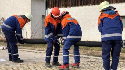 Bild: exb
Feuerwehrjugend fit in Theorie und Praxis.