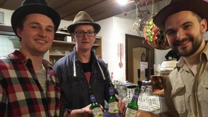Bild: ela
Ein Prost auf den Fasching im Gasthaus Hermann.