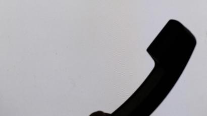 Bild: Armin Weigel/dpa 
Eine Sicherheitslücke bei VoIP-Telefone dürfte auch Unternehmen in der Oberpfalz betreffen.