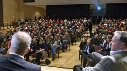 Bild: Karin Wilck
Schon im März 2014 stellten sich sämtliche Weidener OB-Kandidaten einer Podiumsdiskussion. Rund 500 Besucher füllten den Gustl-Lang-Saal der Max-Reger-Halle. Diesmal lädt Oberpfalz-Medien ins Evangelische Vereinshaus ein.