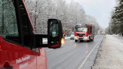 Bild: Wolfgang Steinbacher
Die Feuerwehren im Landkreis Amberg-Sulzbach hatten gut zu tun wegen Sturmtief Bianca. Vor allem im Zuständigkeitsbereich der Sulzbach-Rosenberger Polizei gab es unwetterbedingt einige Unfälle.