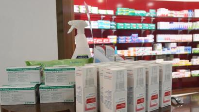 Bild: Gabi Schönberger
Desinfektionsmittel helfen, aber vermutlich nicht jedem: Ein Chefarzt sagt voraus, noch in dieser Woche werden erste Coronafälle in Weiden zu verzeichnen sein.