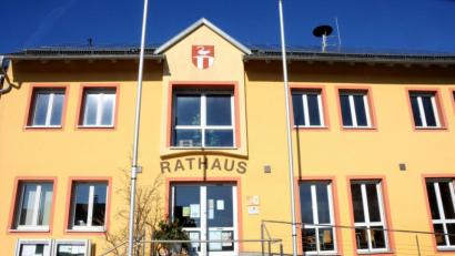 Archivbild: Stephan Huber
In Ammerthal wehrt sich die Gemeindeverwaltung gegen Vorwürfe.