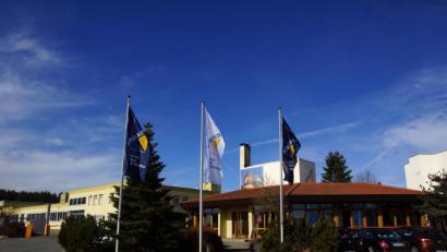 Bild: Höhbauer GmbH
Die Firma Höhbauer hat aus Sorge wegen des Coronavirus' ihren Tag der offenen Tür abgesagt. Dabei handle es sich um eine reine Vorsichtsmaßnahme.