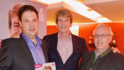 Bild: exb
Für die SPD treten am 15. März (von links) Bürgermeisterkandidat Christian Beyer in Neukirchen sowie Michael Rischke für den Posten des Landrats und Winfried Franz als Kreistagsbewerber an.