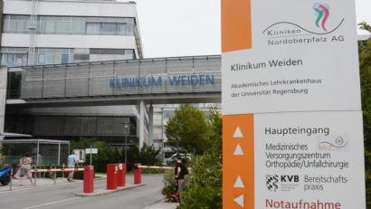 Bild: Gabi Schönberger
Im Klinikum Weiden steht in der Kritik – zumindest bei der Gattin eines Patienten.