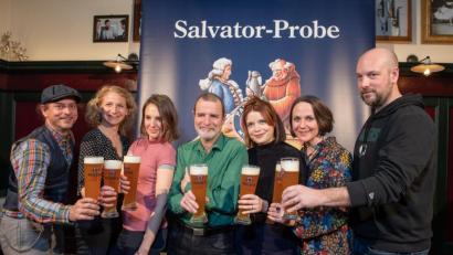 Bild: Peter Kneffel
Bei der Salvator-Probe war an eine Absage noch nicht zu denken.