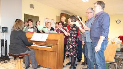 Bild: ral
Der Kirchenchor war für die musikalische Gestaltung zuständig.