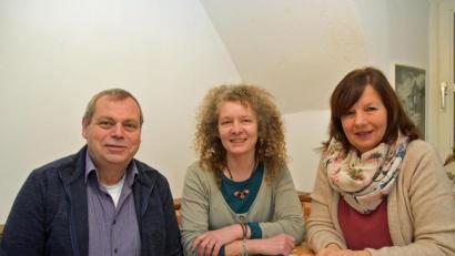Bild: Andreas Royer
Nach Auffassung der Grünen-Stadträte Karl-Heinz Herbst, Yvonne Rösel und Gaby Mutzbauer (von links) soll die Kommunalpolitik in Sulzbach-Rosenberg nach der Stadtratswahl noch grüner und umweltfreundlicher werden.