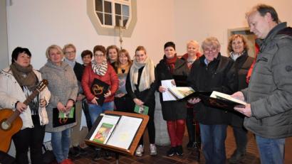 Bild: rgr
Auch in Grafenwöhr wird der Weltgebetstag der Frauen gefeiert. Der Chor "Ex Animo" übernimmt dabei die musikalische Gestaltung.