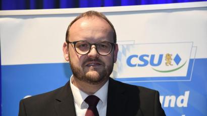 Archivbild: Petra Hartl
Blasmusik und Wahlreden hätten nicht mehr gepasst, sagt CSU-Wahlkämpfer Andreas Meier.