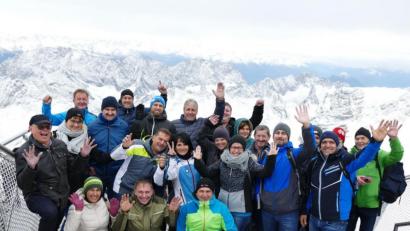Bild: ak
AH-Ausflugsgruppe auf der Zugspitze und in der Allianz-Arena