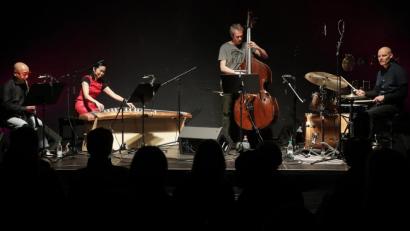 Bild: Wolfgang Steinbacher
Symbolbild von 2019: Das Studiokonzert „Kyoto mon amour“ fand im Amberger Stadttheater statt. Jetzt sind alle städtischen Kulturveranstaltungen bis voraussichtlich 19. April abgesagt.