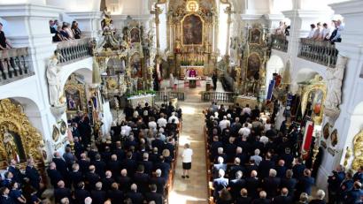 Bild: Petra Hartl
Das Bild von prall gefüllten katholischen Kirchen wird es in Auerbach und Umgebung in den nächsten Wochen erst einmal nicht mehr geben.