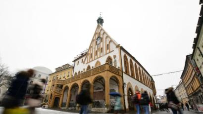 Archivbild: Hartl
Zehn Frauen und Männer ziehen in das Rathaus ein, die in dieser Legislaturperiode keinen Sitz hatten.