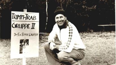 Bild: Lauftreff
Dreimal kam der tschechische Olympiasieger Emil Zatopek zur Trimm-Trab-Eröffnung nach Schwandorf.