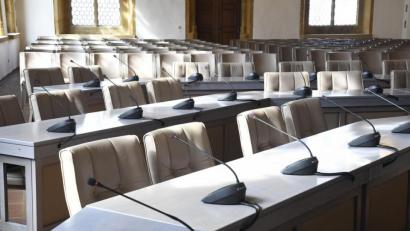 Bild: Petra Hartl
Die Plätze im Amberger Rathaussaal werden neu besetzt.