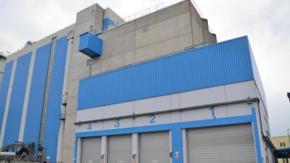 Bild: exb
Die Annahme von Abfall-Kleinmengen von Privatleuten und Kleingewerbe an den Umladestationen des ZMS - hier das Müllkraftwerk Schwandorf - wird eingestellt. Die Entsorgung über die Hausmülltonne ist sichergestellt.