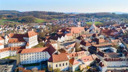 Bild: Thilo Hierstetter
Auch in der Kultur-Hochburg Sulzbach-Rosenberg wird das öffentliche Leben wegen der Maßnahmen gegen die Corona-Krise auf ein Minimum reduziert.