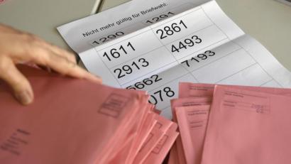 Bild: Petra Hartl
Die genaue Überprüfung des Ergebnisses der Kreistagswahl hat am Mittwoch noch zu kleineren Veränderungen geführt.