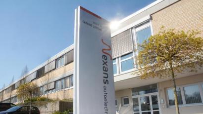 Bild: Gabi Schönberger
Bei Nexans Autoelectric in Floß arbeitet derzeit nur noch ein kleiner Teil der Belegschaft am Standort. Ein Mitarbeiter ist am Dienstag positiv auf Covid-19 getestet worden.