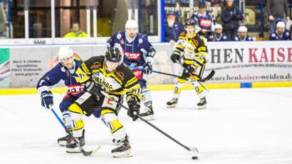 Bild: exb
Der lettische Nationalspieler Edgars Homjakovs (hier im gelb-schwarzen Trikot des ERC Sonthofen) besetzt in der kommenden Saison die zweite Kontingentstelle bei den Blue Devils Weiden.