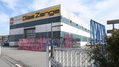 Bild: Gabi Schönberger
Beim Stichwort Glaser gilt die Firma Zange mit als erste Adresse in Weiden. Seit letzter Woche hat das Traditionsunternehmen schwere Schlagseite.