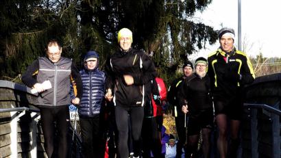 Bild: R. Kreuzer
Den Start in den Frühling gibt es heuer nicht gemeinsam beim Lauftreff der DJK Weiden. Doch auch allein können sich die Walker und Läufer auf einige Runden rund um Weiden machen. Und immer darauf achten: Abstand halten.