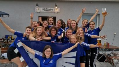 Bild: tra
Grund zum Jubeln hatte unter anderem die DJK-Frauenmannschaft, die den Aufstieg in die Bezirksliga schaffte