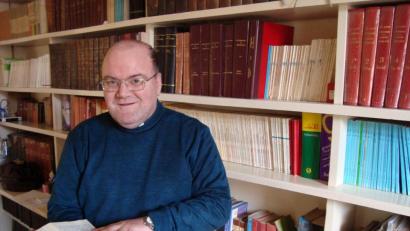 Bild: Jesuitenmission
Seit Beginn des Bürgerkriegs war der Jesuit Sami Hallak in Aleppo und leitet dort die Hilfsprojekte der Jesuitenmission. Der Syrer schätzt daran, dass muslimische und christliche Helfer gemeinsam arbeiten.
